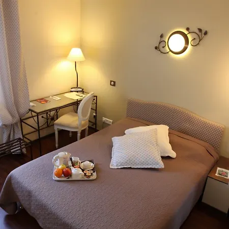 Ulysse Centre Ξενοδοχείο 3*